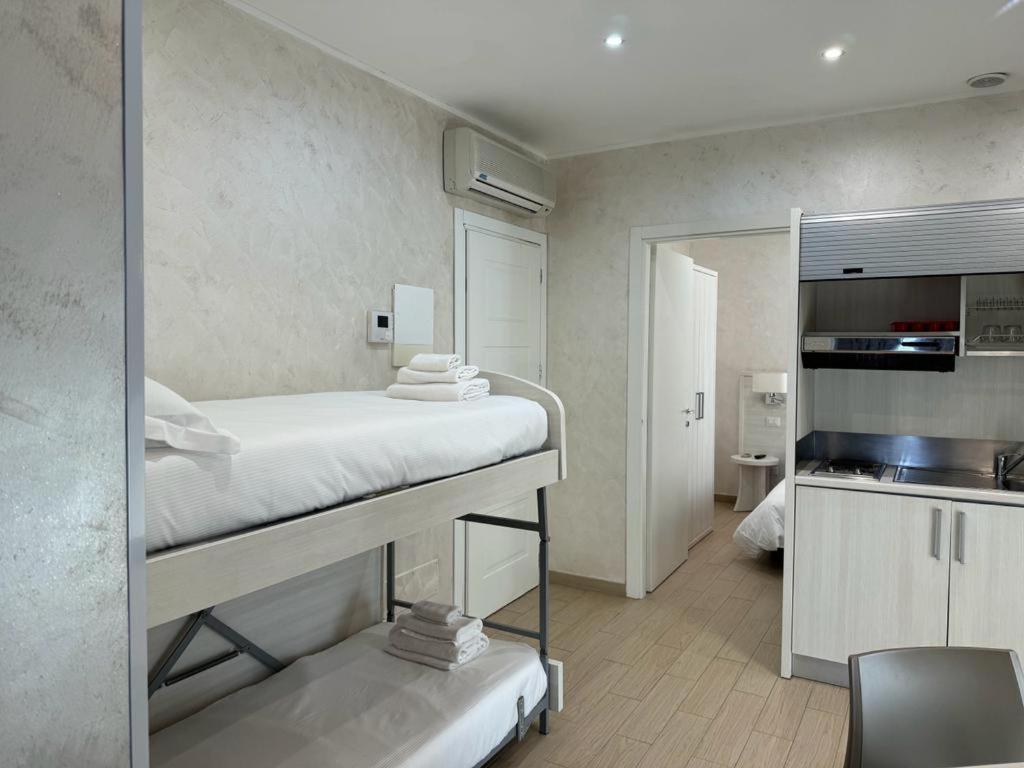 Marina Beach Aparthotel Rimini Exterior photo